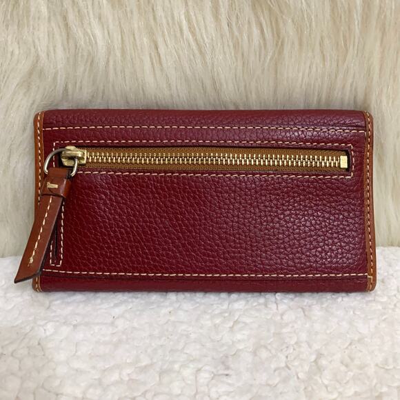 DOONEY & BOURKE Dark Red/Tan Leather Trifold Continental CLAREMONT Wallet - Picture 4 of 12